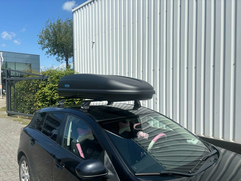 PerfectFit coffre de toit 440 Litre + PerfectFit Barre de toits Audi A3 Sportback &agrave; partir de 2020