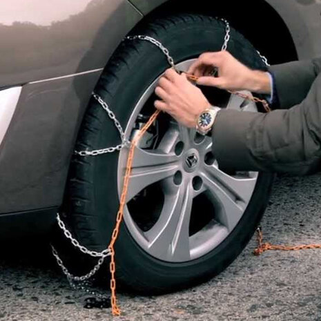 cha&icirc;nes de neige voiture particuli&egrave;re 9mm - 185/75R16