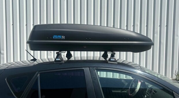 PerfectFit coffre de toit 440 Liter + Nordrive barres de toit Volkswagen Golf 5 portes hayon &agrave; partir de 01/2020