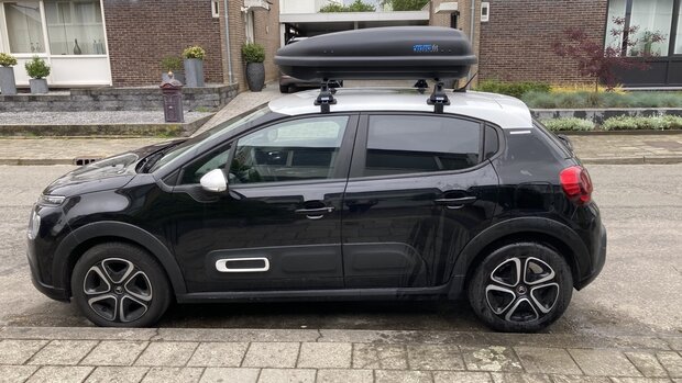 PerfectFit coffre de toit 400 liter + Nordrive barres de toit Peugeot 207 3 portes hayon 05/2006 - 11/2012