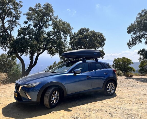 PerfectFit coffre de toit 440 Liter + Nordrive barres de toit Toyota RAV4 &agrave; partir de 03/2019