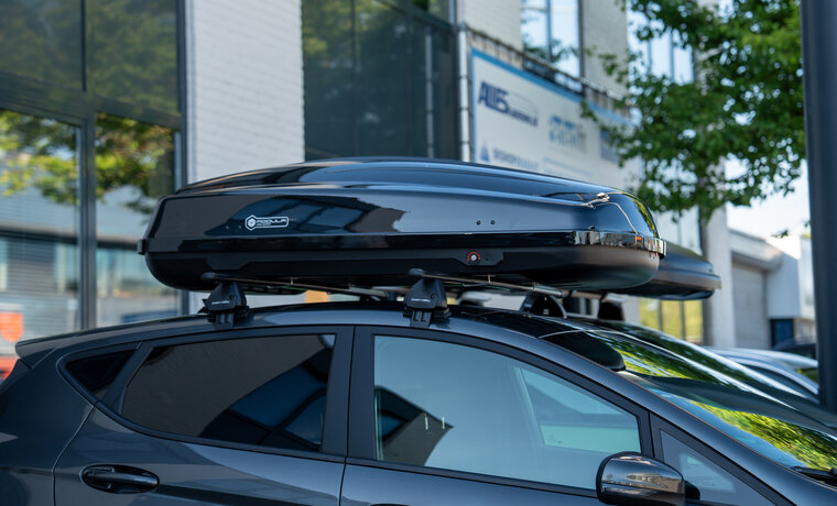 Coffre de toit 430 Litre Modula Ciao noir brillant