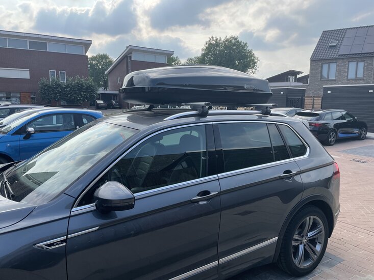 Coffre de toit 430 Litre Modula Ciao noir brillant