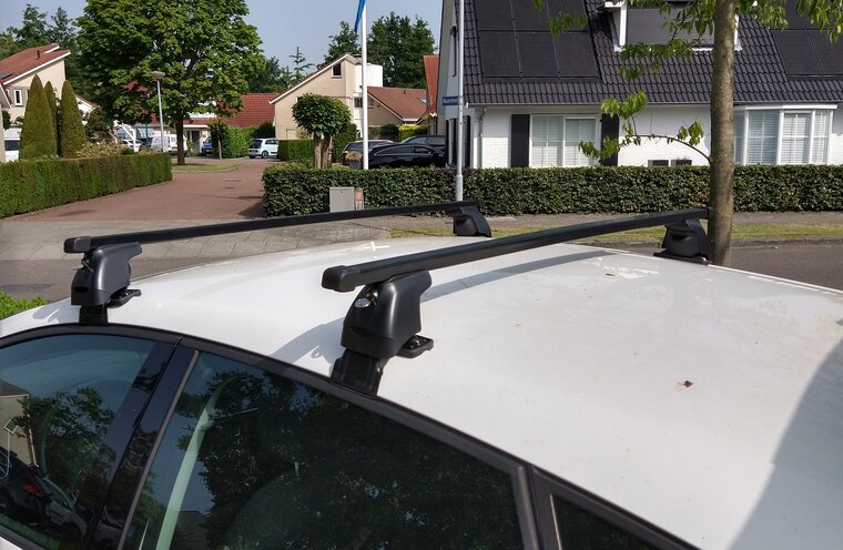 Mont Blanc barres de toit Peugeot 208 3 portes hayon 2012 - 2019