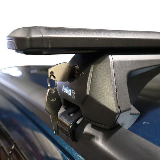 PerfectFit barres de toit Peugeot 5008 &agrave; partir de 2024 - Aerobar