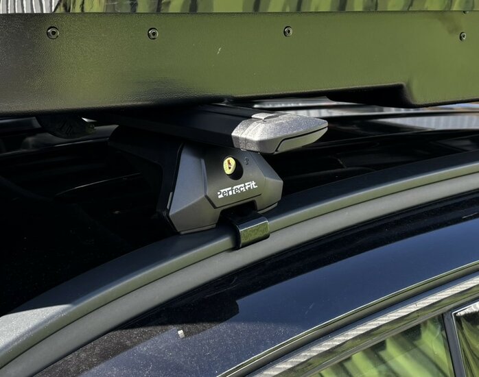 PerfectFit barres de toit Peugeot 5008 &agrave; partir de 2017 - Aerobar