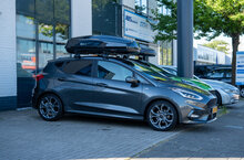 Coffre de toit 430 Litre Modula Ciao noir brillant