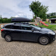 PerfectFit coffre de toit 440 litre + PerfectFit barres de toit Peugeot 308 &agrave; partir de 2022